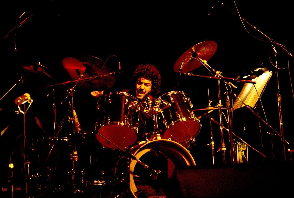 Happy Birthday to Steve Gadd who turns 76 years young today 