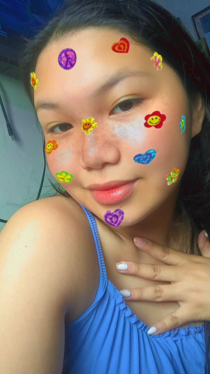 Rzbl1's tweet photo. @chelsea_madam @helen_sto only cause i pay up. https://t.co/UFNKX16zci