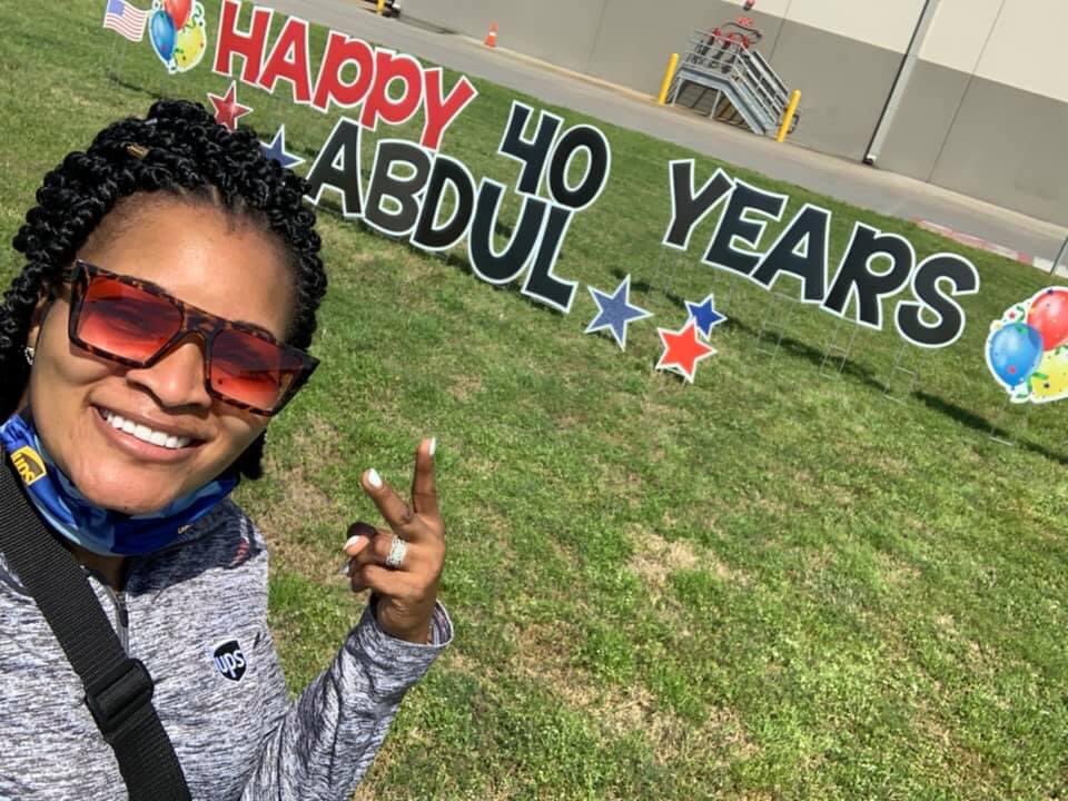 Happy Friday, Folks! Team Willowbrook showing me some love on my 40th anniversary ❤️❤️🇺🇸🇺🇸🇺🇸💯💯
#WillowbrookStrong
#TogetherWeAreUPS
#UPSProud
<a href="/vanity_lugo/">Vanity Lugo</a> 
<a href="/Jonatha85469473/">Jonathan Mills</a> 
<a href="/Crystal84719509/">Crystal Jones</a> 
@Elizabe24424440 
<a href="/waringlester/">Waring Lester</a> 
<a href="/RibelinRay/">Ray Ribelin</a>