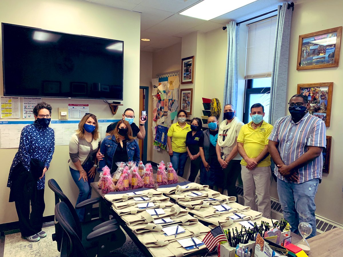 Celebrating our amazing paraeducators for all of their dedication, hard work and love they give to all of the <a href="/kennelly_school/">Kennelly School</a> Bees 🐝 <a href="/prosperity213/">carmen figueroa</a> <a href="/JessicaCotto18/">Jessica Cotto</a> <a href="/TheresaDeBella1/">Theresa DeBella</a> <a href="/pyt1969/">Marisol Rodriguez</a> <a href="/Luz18769076/">Luz Delgado</a> @MariaCosmeVazq1 <a href="/KCope23/">Kevin C.</a>