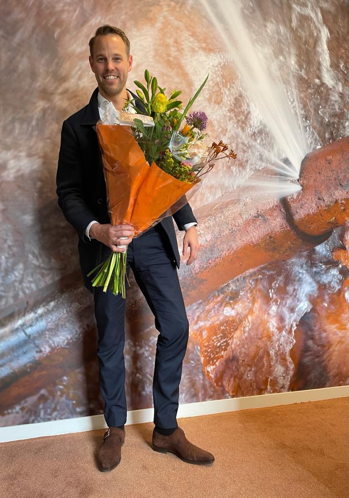 Hartelijk dank voor uw felicitaties en prachtige bos bloemen!  <a href="/Advies_Mulderij/">Adviesgroep Mulderij</a>