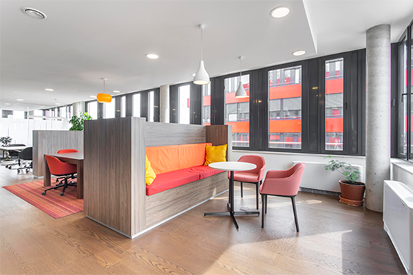 xpertiz_lux's tweet photo. L'équipe #XPERTIZ a intégré depuis début 2021 de nouveaux locaux modernes et sécurisés ! Retrouvez-nous au sein du centre d'affaires #Regus #Luxembourg-Sud à #Livange !
Venez à notre rencontre : https://t.co/EoAM5oGbTi
#programming #developers #ITz https://t.co/WwTxlGR0Nw