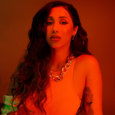 Today today todaaay! Sharing some new music with you all! Ps. Hi Twitter 👋🏽🧡 #NewMusicFriday