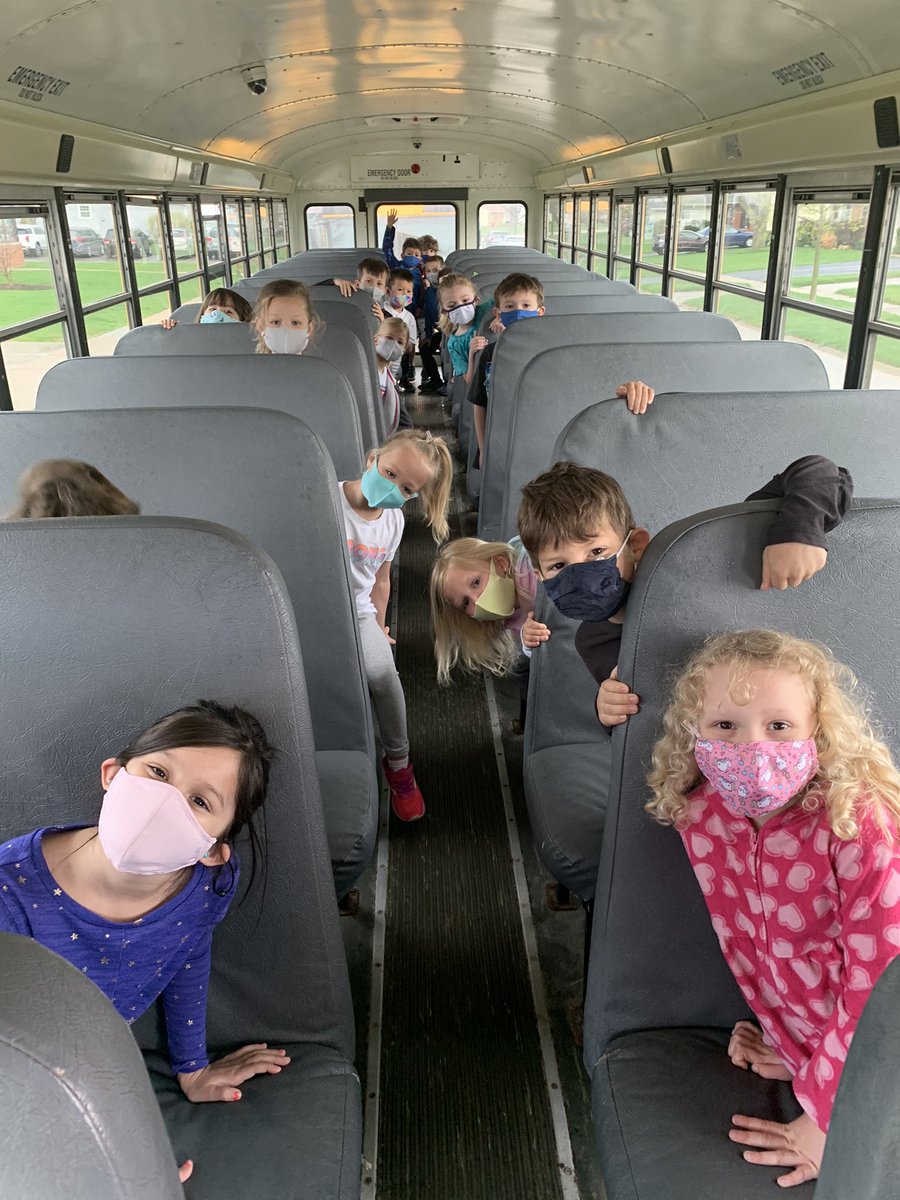 Bus evacuation drills are extra exciting when it’s your first time on a bus! It’s the little things that bring huge smiles under those masks 🚌 ☺️