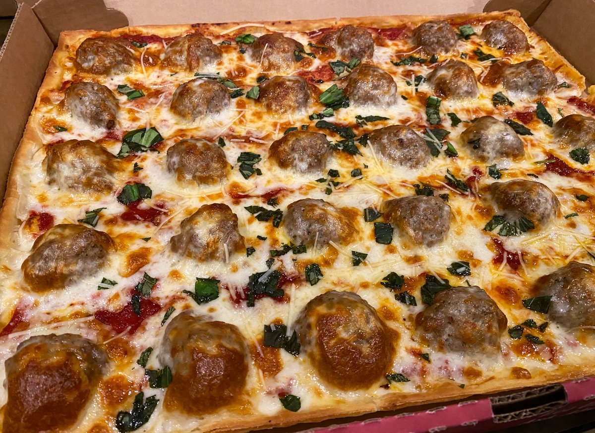 LedoPizza's tweet image. ❗️ NEW MENU Gift Card GIVEAWAY❗️

RETWEET &amp;amp; FOLLOW for a chance to win a $50 #LedoPizza GIFT CARD!

(2 winners picked at 10pm 4/9/21)

The Fan Favorite Cannonball Pizza has RETURNED❗️
Also try the NEW Chicken Bacon Ranch Pizza, Aloha Sandwiches and more! 

order.LedoPizza.com