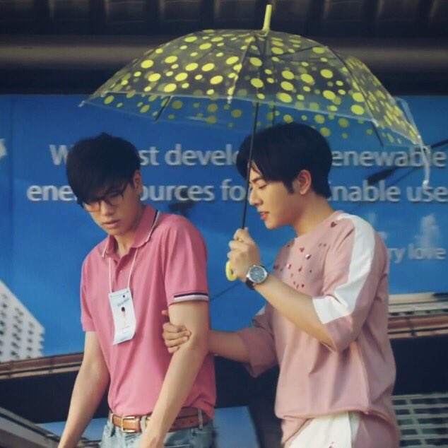HourlyMixx's tweet photo. Versatile Actor👏

#ปลาบนฟ้าep1 https://t.co/tetXC5l6Jg