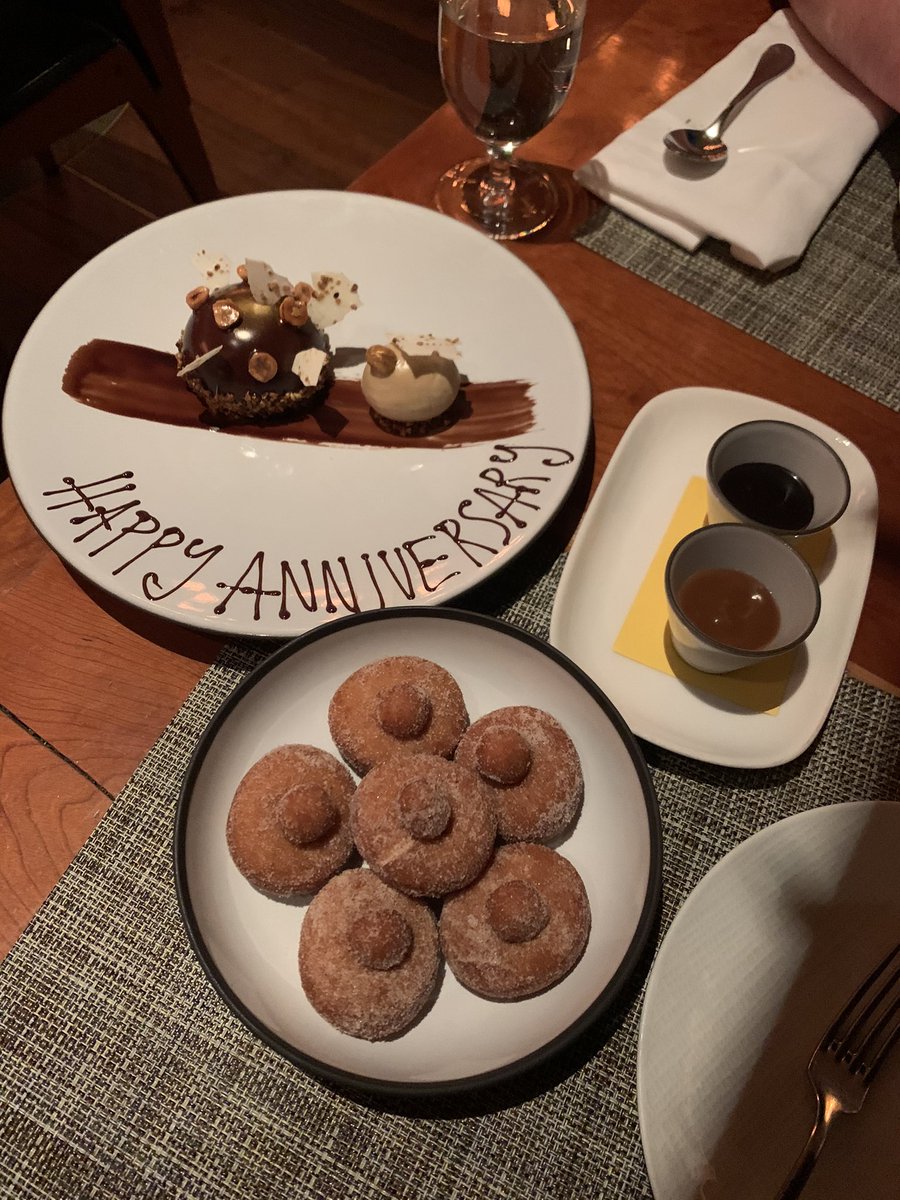 RealKP12's tweet photo. Went to @Craft_NewYork last night and as somebody who probably fits into the “foodie” category. They exceeded all expectations. Also, the lady I went with is pretty cool too https://t.co/egRvmUY29p