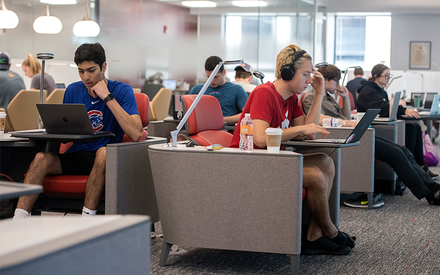 UWBusiness's tweet photo. It's #NationalLibraryWeek! And we think we have a pretty good one in the Business Library/#LearningCommons! ๐๐๐ป
Thanks, @UWMadlibraries, for all you do for the campus community.
(Note: ๐ธ Photos taken pre-pandemic! #MaskUpUW) https://t.co/pcIaaROGOi