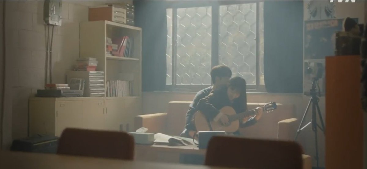 Jaehyun teaching Jisoo how to play the guitar <3