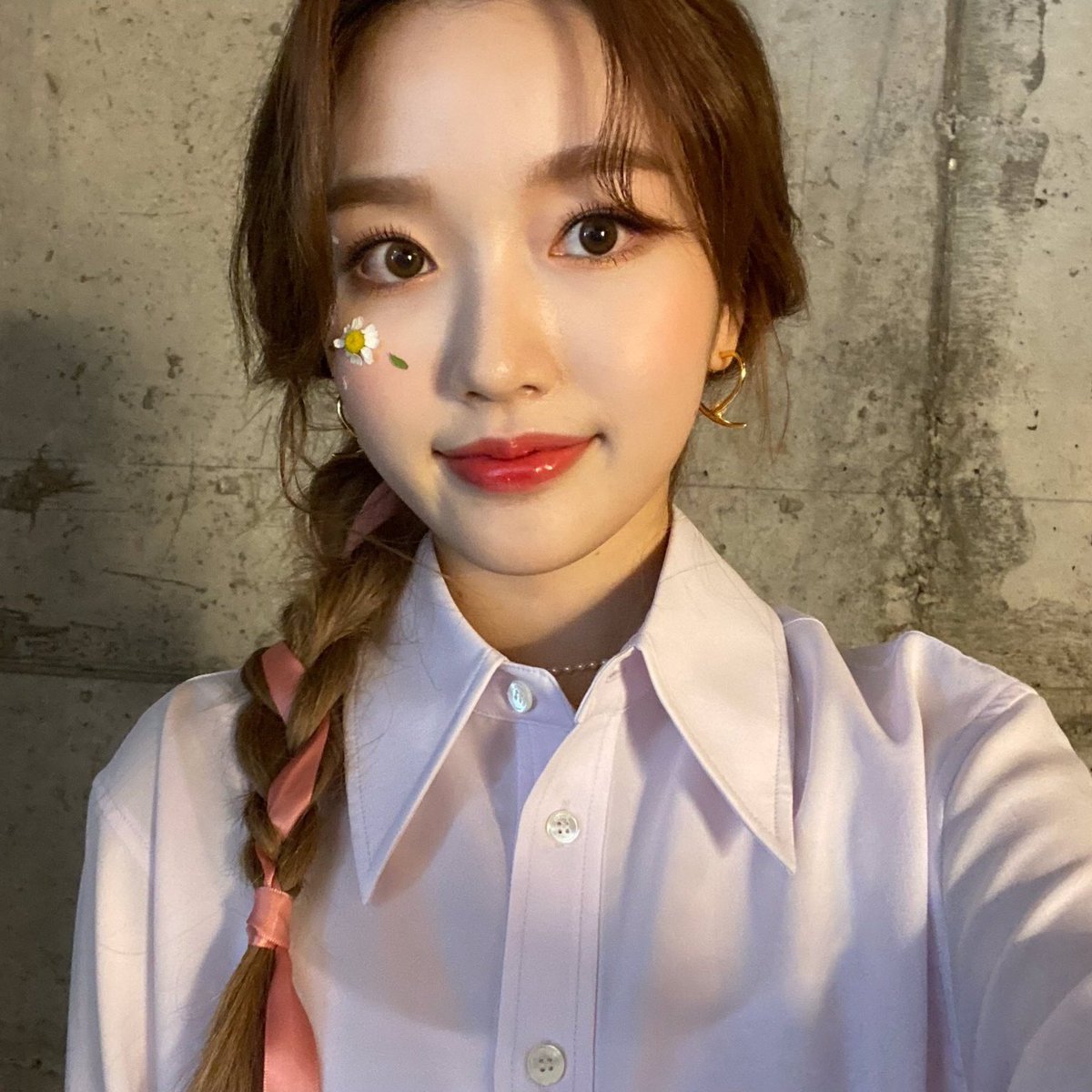 yyxy's gowon as loona's gowon