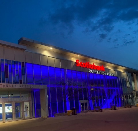 We join and support our partners in the hospitality industry to turn our lights blue in support of #GMID2021  #GMID21 #rallyforrecovery #meetingprofs #meetingsmeansbusiness 
<a href="/encorecanada/">Encore Canada</a>