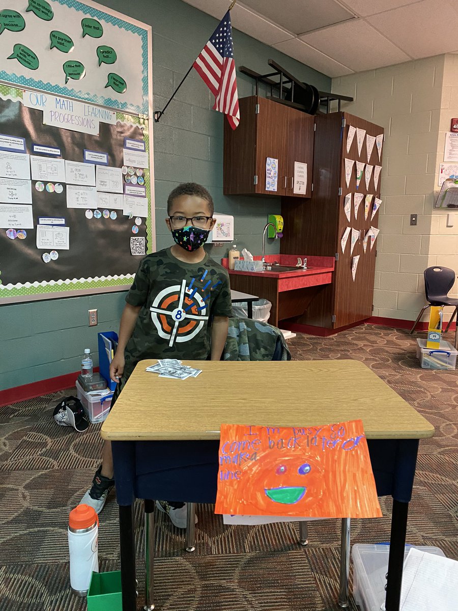 KBElementary's tweet photo. I bought some services in @misssriddle classroom from these cuties. I will have a pretty picture for my door and an organized office very soon! @KBElementary #kbcougars https://t.co/jMdktRPdW1