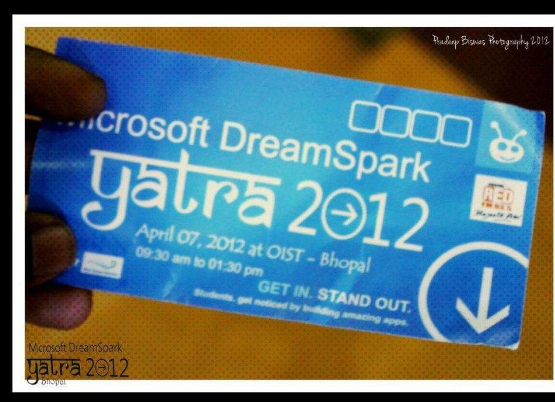 KamleshKawadkar's tweet image. Cherishing good old memories! How time flies.. it&apos;s been 9 years. #MicrosoftDreamSparkYatra #MicrosoftStudentPartner 
#MSP #Bhopal @himanshpal @weemundo