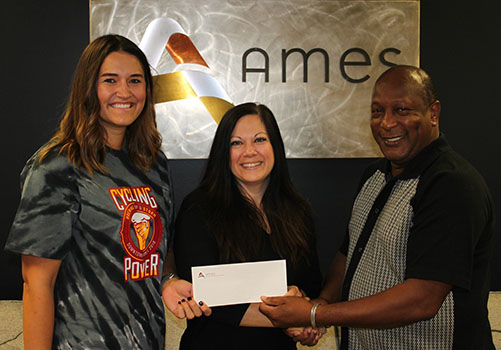 isuletterwinner's tweet photo. Kelsey (Bolte) Carper (@CycloneWBB '11) continues to be an avid volunteer in the Ames community. This July, @kelslynn11 will become the President of the Rotary Club of Ames. We look forward to seeing the positive impact she will have in her new role! #CyclonesServe #FeatureFriday https://t.co/FRtaglcSaL