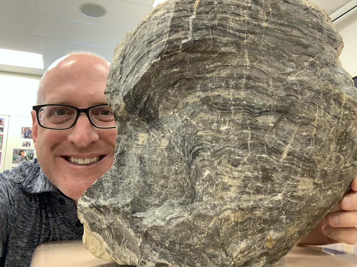 dolostone's tweet photo. Learning about Precambrian life and Stromatolites today in Advanced Geology class! #precambrian #stromatolites #AdvancedGeology #BestClassEver https://t.co/h16NgkuLTH