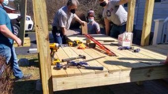 CiTi_BOCES's tweet photo. Our Construction Technology program has partnered with @ARISEcny for years helping to build ramps for veterans, the elderly and more through the Oswego County Ramp Program. #Community #BuildYourFutureWithCTE https://t.co/uNlwh5G5ca