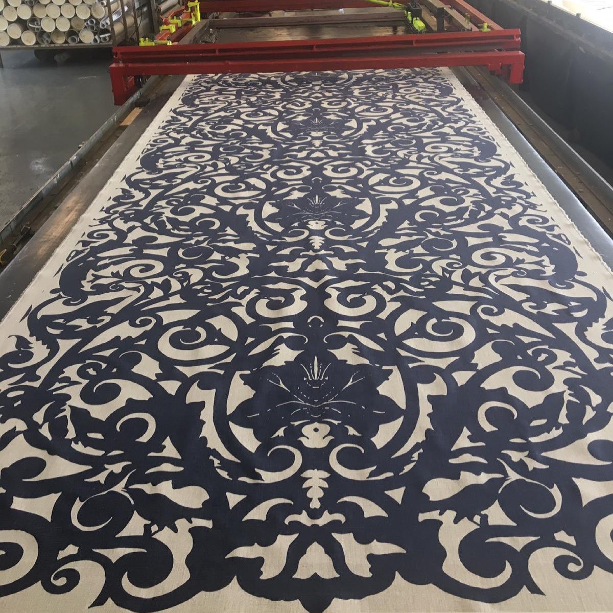 TBeasties's tweet photo. One of today’s jobs in the print room - 4 metres of our hand printed Birdcage Fabric on Linen.
This fabric is suitable for drapery and upholstery.
#fabric #textiles #handprinted #printroom #linen #interiordesigners #creatives #design https://t.co/erv2zyETIS