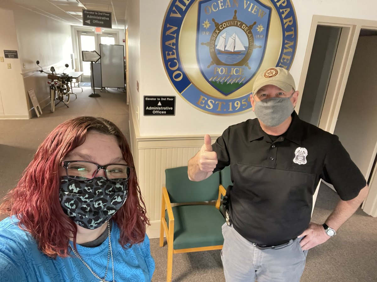 mathrine80's tweet photo. Visiting with one of our local Police Departments to get out the message about these awesome FirstNet promotions! #FirstNetFriday #SWATheroweek #FirstNet #ATT @Mr_Feliciano20 @jillmill321 @TommyP_MD https://t.co/ADk8j6OvZ2