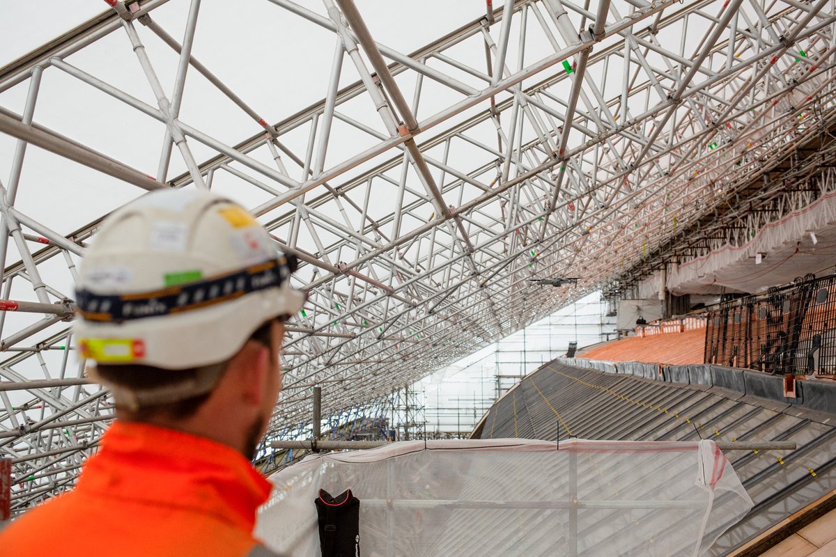 InsideOutGrp's tweet photo. Carrying out some drone filming at Derby Market Hall, to capture @WatesGroup's pivotal roof redevelopment work, which will help increase the lifespan of the Grade II building.

More info on our drone filming services here: https://t.co/xwxbeSWuty

#dronefilming #videoproduction https://t.co/hD2zemzRZI