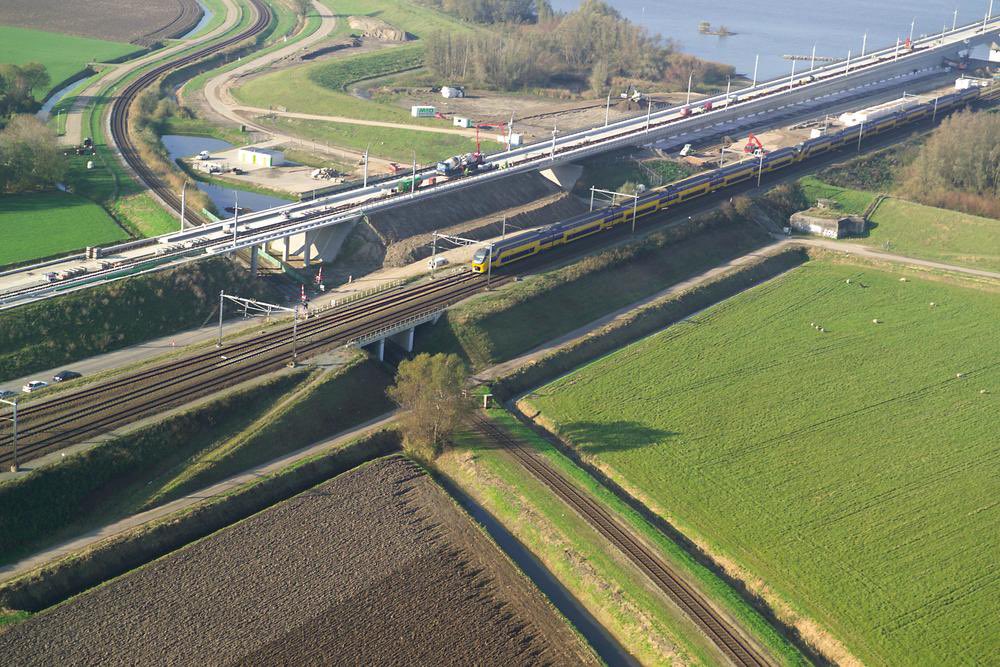 Het kabinet reserveert 2,5 miljard euro voor infrastructuur uit het Nationaal Groeifonds. Zo maken we ons land beter bereikbaar, welvarender en duurzamer 👉🏼 nieuwsienw.nl/1933808.aspx?t…