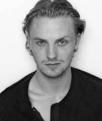 merlinpapin3's tweet photo. On souhaite un Bon Anniversaire à #TomCanton qui a 40 ans , on peut le voir dans
Farming
Les Mystères de Londres
Wasted
The Good Karma Hospital
@Jouxplane83 @FredOL69007 https://t.co/rf9HTgf7Fk