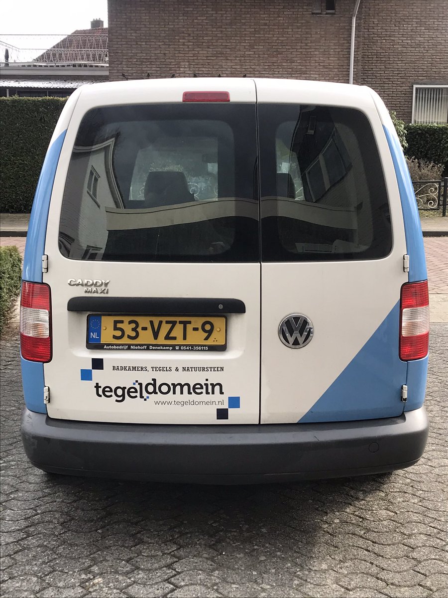 Sportsign's tweet photo. Vandaag hebben de de @vw caddy voor @Tegeldomein mogen beletteren #mpg #autobelettering https://t.co/rev5PAFjoi
