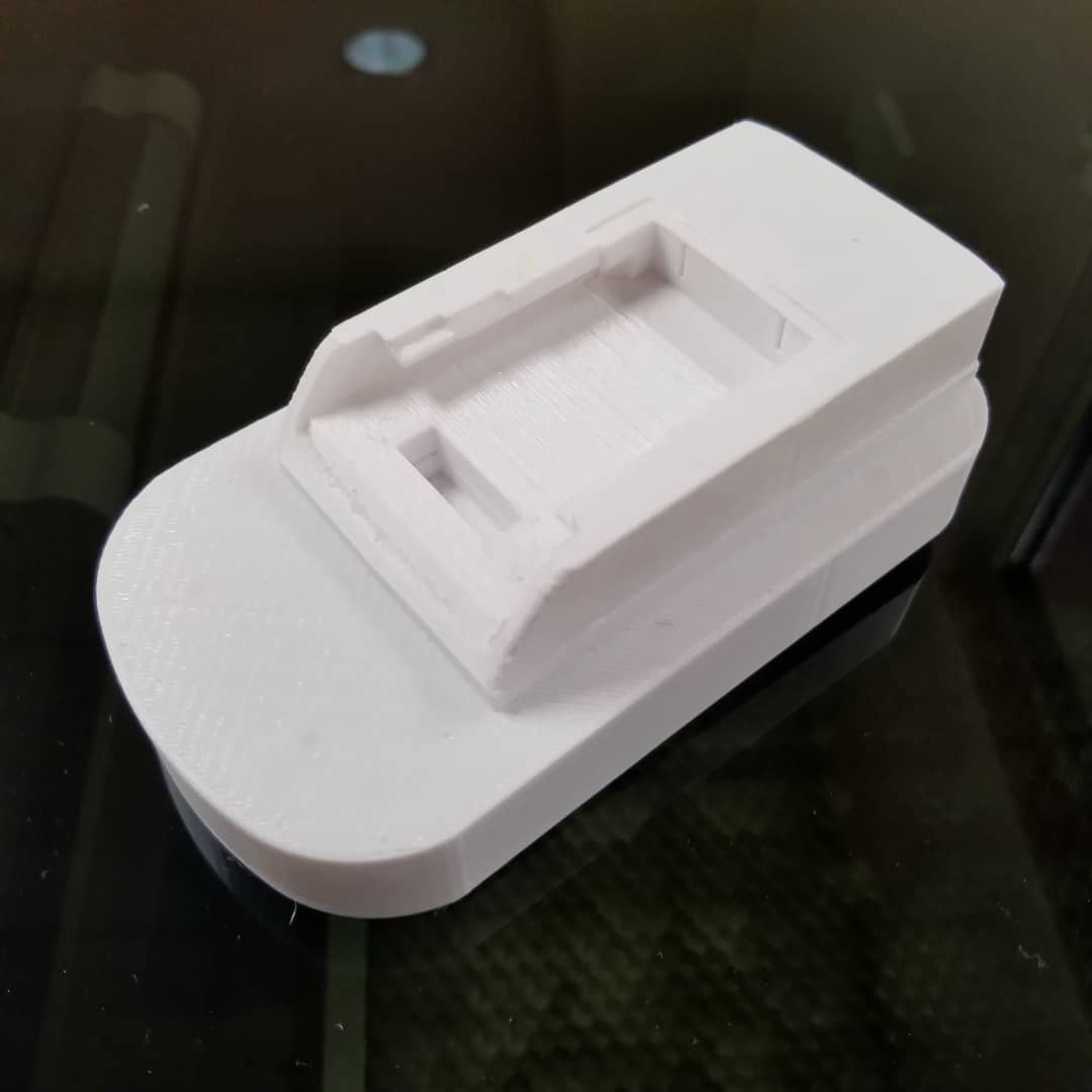 CCLDMakerspace's tweet image. People have been making tools in the Makerspace recently: a laser cut form for a glassblowing mold, a battery pack adapter, industrial candle-making jigs, a cryptocurrency mining rig, and more! #makingtools #ccldmakerspace #makerspace #madeinthesoutherntier