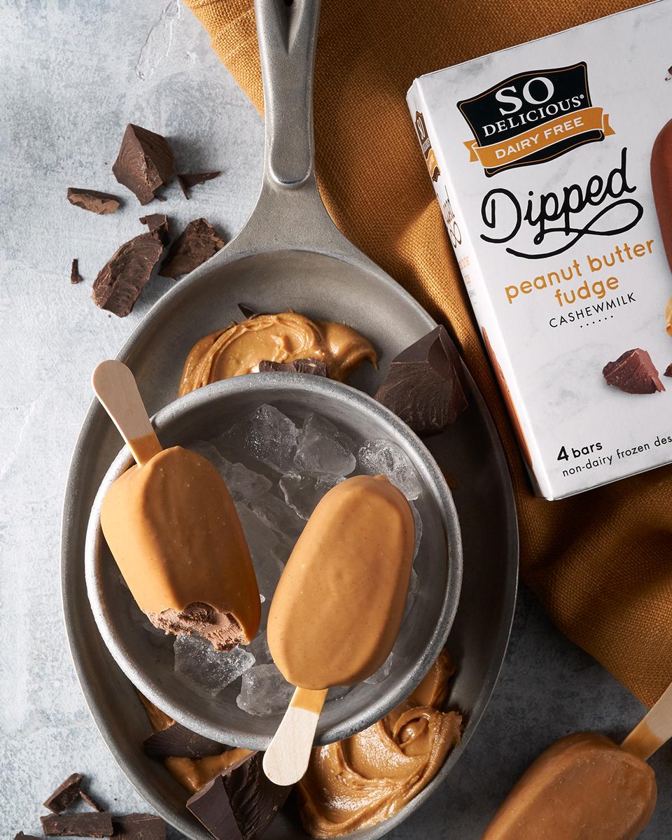 Heavenly fudge wrapped in a creamy peanut butter coating. Go ahead - treat yourself. And don’t forget, now you can order straight to your doorstep! bit.ly/3mxXsJi 

#SoDeliciousDairyFree #dairyfree #icecream #delivery