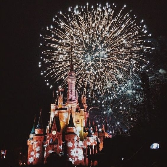 silverboy_green's tweet photo. Call it magic
Call it true
I call it magic
When I'm with you https://t.co/PTxcnJvpaL