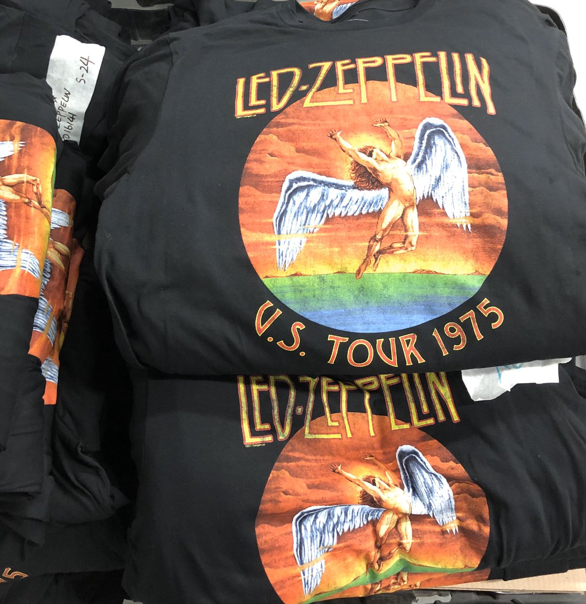 RavenChessTs's tweet image. Finishing Friday with a couple of classics.