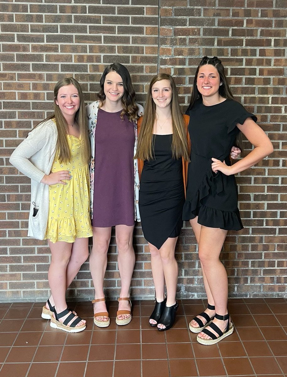 NIACCVolleyball's tweet photo. Congrats to the Best of the Best - our Volleyball Pathway to Success honorees!
We are so proud of all the hard work you do on &amp; off the court.  You are amazing young women who will continue to do great things. @bripowers19 @katelin73607007 @lexi_vance27 @HollanderMegan https://t.co/YHyhfCI1Bp