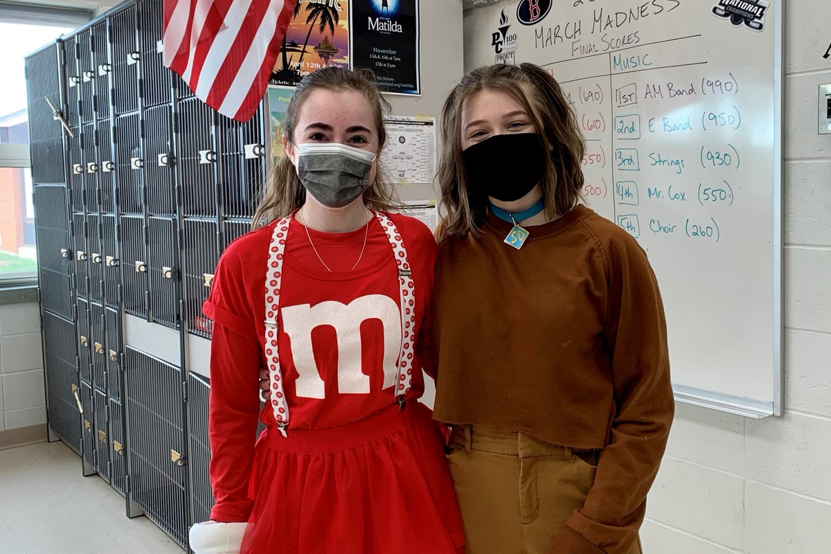 In honor of the Class of 2021, Prout Student Council organized a special Senior Send-Off Spirit Week for all grades. From costume contests, to the Amazing Race, students competed grade-versus-grade in activities each day from Wednesday through Friday. Congrats to the seniors!