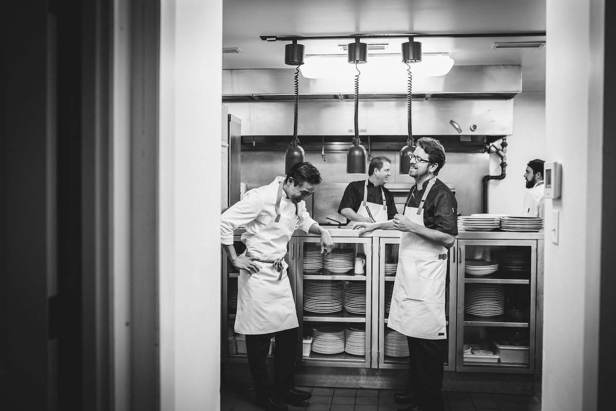 Chefwear's tweet photo. When the new guy asks what time we close.
#WorkingTheWeekend #RookieMove #CookingTogether #ChefWear #ChefFamily #QualityAndComfort #StrongerTogether #ChefLife https://t.co/dAejOzfY0b