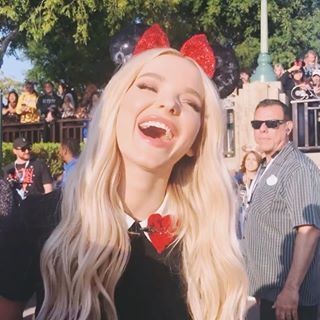 Dove Cameron as Bubble;a thread
