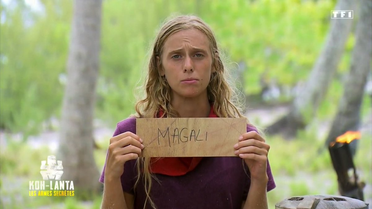 Waggots's tweet photo. Ah Magalie ça nous fait tellement plaisir que tu revienne Sista <3 #KohLanta https://t.co/vM4aS2Afkk