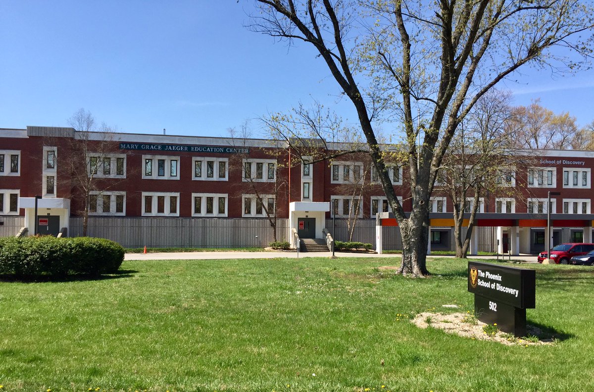 PhoenixPhenoms's tweet image. Great first week in our return to in-person learning. Thank you students, families and staff for igniting the Phoenix spirit! #RiseTransformSoar #JCPSReturn #WeAreJCPS