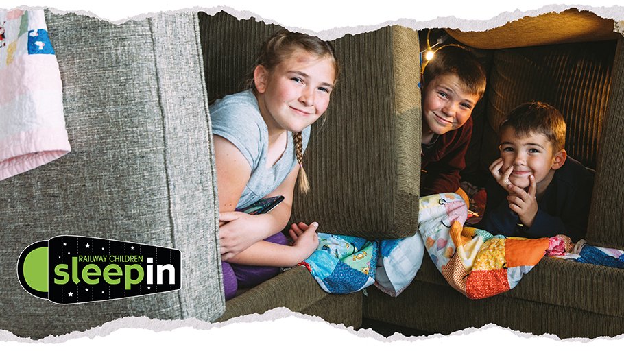 RailwayChildren's tweet photo. ✨ We're now live! ✨
To all those who have signed up for our #SleepIn2021, please use the link on your email. Thanks for all your support, we hope you enjoy the event this evening! 💚 https://t.co/TkpGs4yBK8