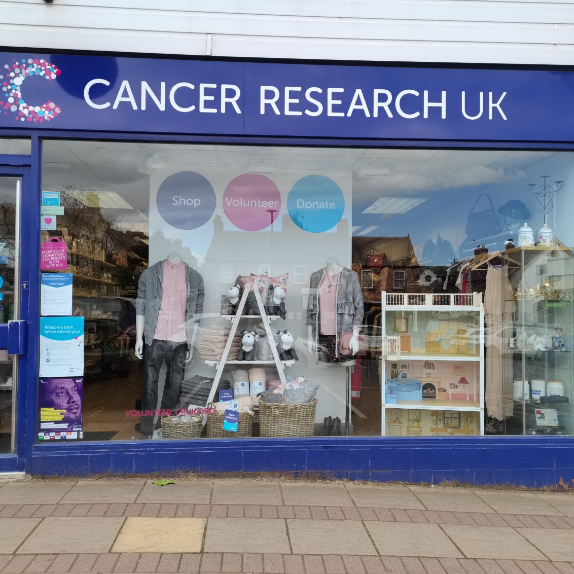We look forward to seeing you on Monday.... we open 9am! See you then...