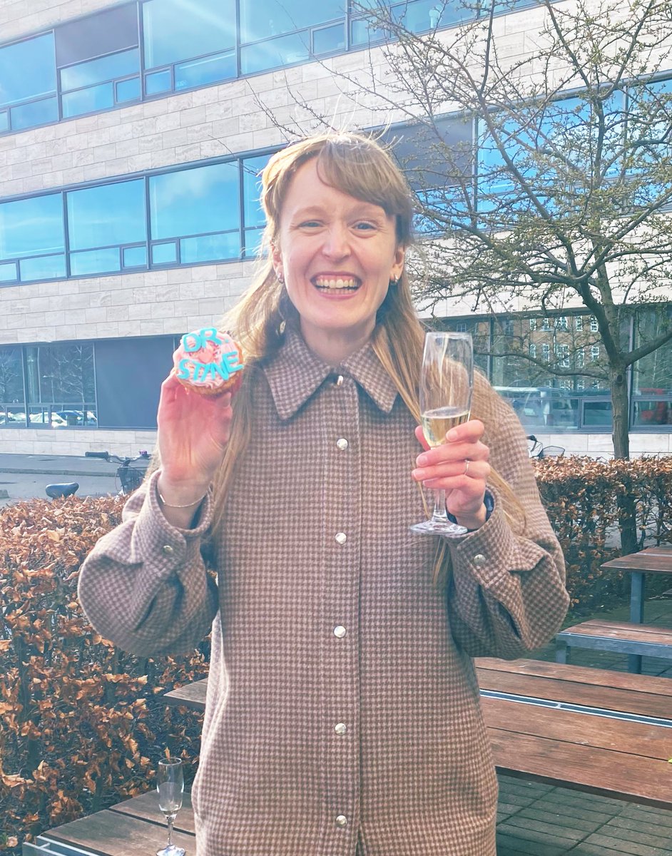 Kim Jensen (@kim_bak_jensen) on Twitter photo Congratulations Dr Lind Hansen (@Stine77222792) for successfully defending your PhD earlier today. Thank you @_CellySally_, <a href="/PekkaKatajisto/">Pekka Katajisto</a> and Elke Ober for examining the thesis. Tonight I am a very proud supervisor /1. Congratulations Dr Lind Hansen (@Stine77222792) for successfully defending your PhD earlier today. Thank you @_CellySally_, <a href="/PekkaKatajisto/">Pekka Katajisto</a> and Elke Ober for examining the thesis. Tonight I am a very proud supervisor /1.