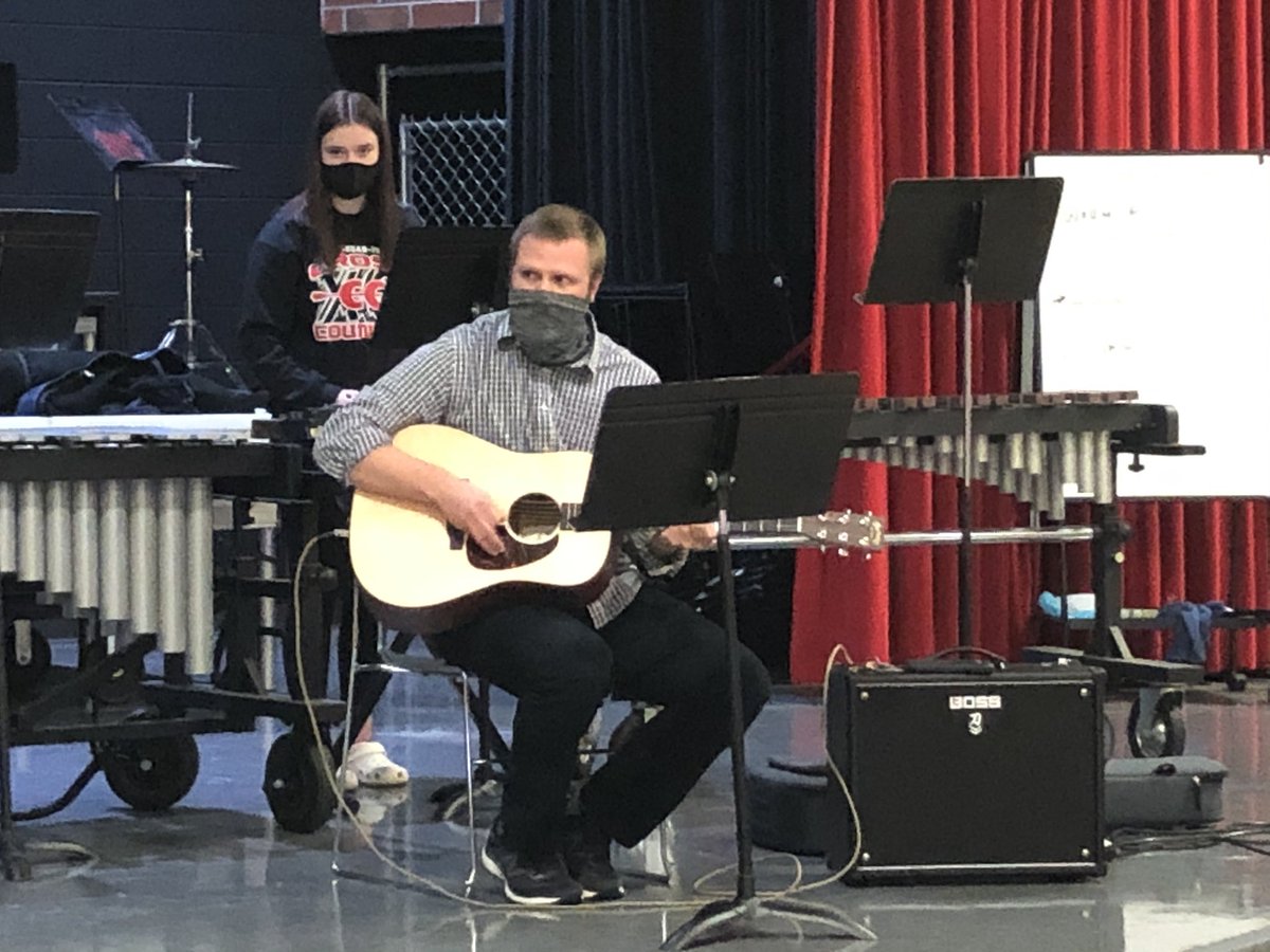 BrodheadBand's tweet photo. So great to have Mr. Huffman join us today in concert band!#wearecardinals https://t.co/7S5pocPLRO
