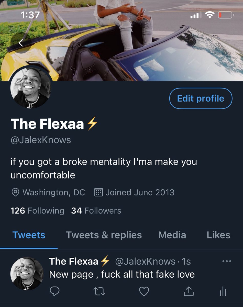 MrMcGurst's tweet photo. New page for my ppls @JalexKnows 

Not you weird Mfs from college that follow me knowing you don't fw me https://t.co/QVjwaGjS8S