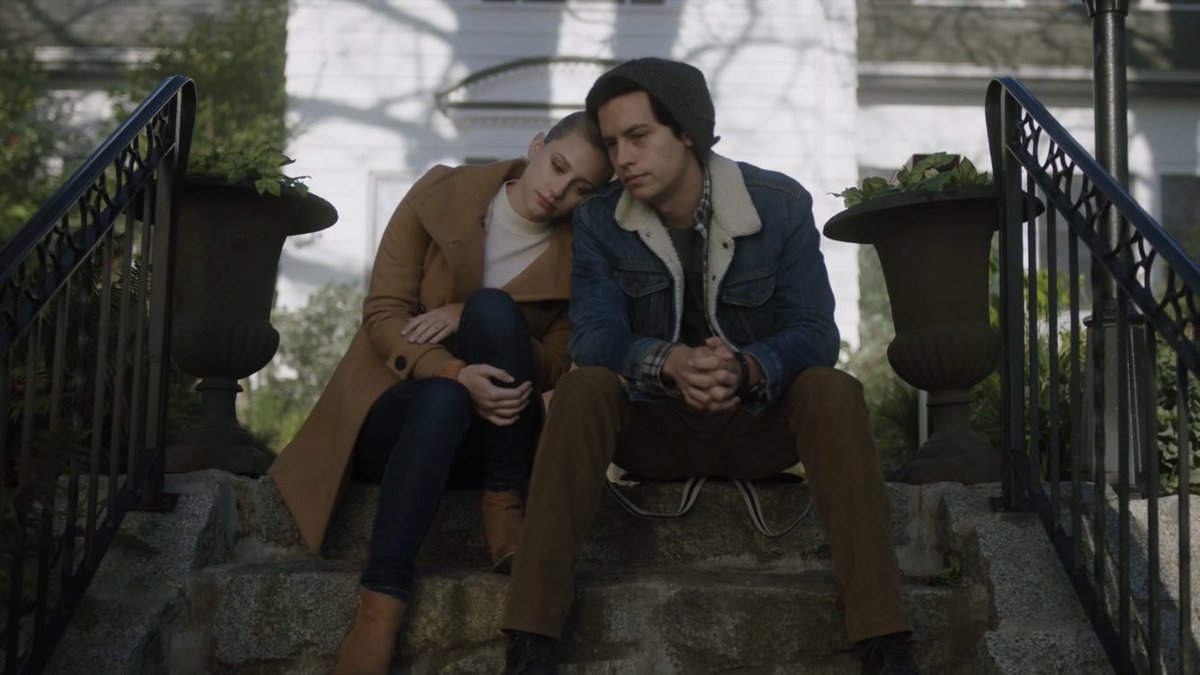 bugheadIines's tweet image. live with us. 
#riverdale