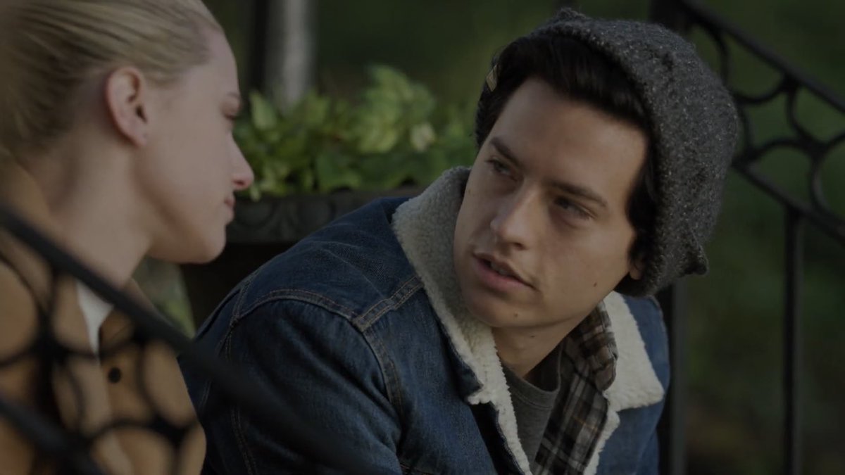 bugheadIines's tweet image. live with us. 
#riverdale