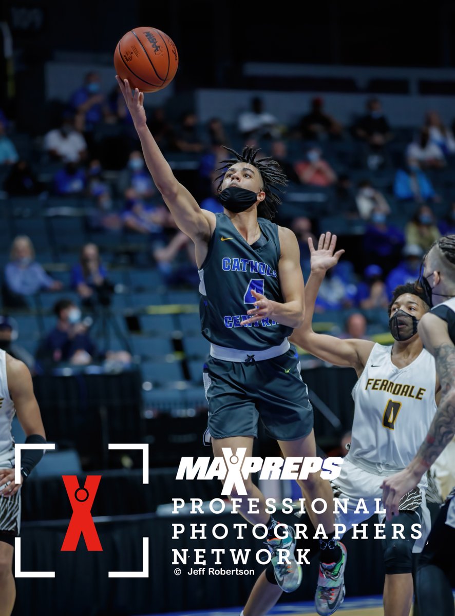 FishinMagik's tweet photo. Hey @goCCcougars bring home the W lads! @WCETtvFridsma
@FOX17Zach
@TheDZoneBBall
#mhsaabbb
#mhsaagbb
@maxpreps
@statechampsmich https://t.co/O8877MG2OM