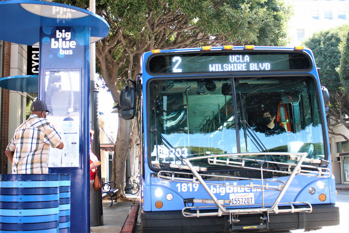 santamonicacity's tweet photo. Are you looking to move people in your community? Look no further! @SMBigBlueBus is looking for Motor Coach Operators! For this opportunity and others, visit: https://t.co/RTe3ADnwWg  #HireLocalSM #SantaMonicaShines #WeAreSantaMonica https://t.co/XZR98MmQlY