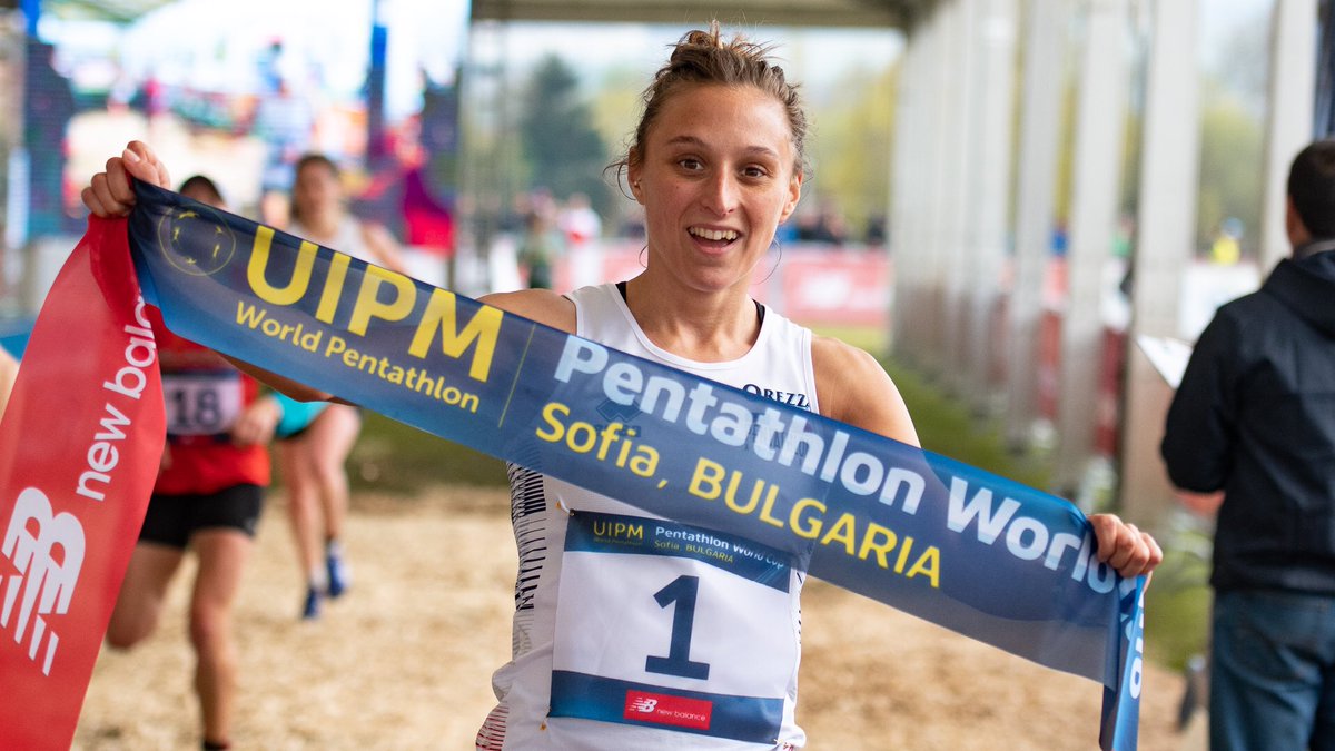 REMS_NADEUGE's tweet photo. PENTATHLON MODERNE - La française Marie Oteiza remporte la Coupe du Monde de #Sofia 👏🥇🇫🇷 https://t.co/5HJwrM6kD8