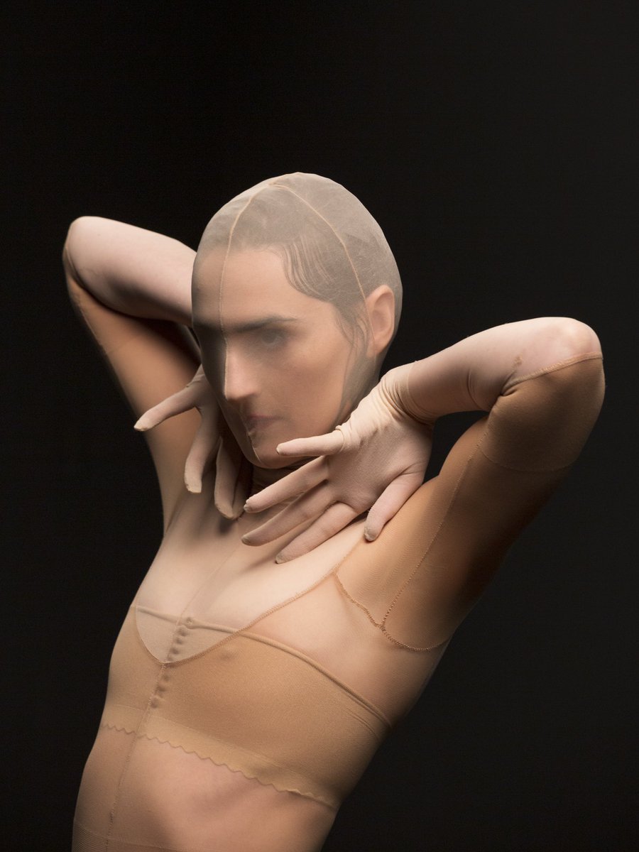 Comment t’habilles-tu ce soir ? youtu.be/sE1rV4iLGto #yelle