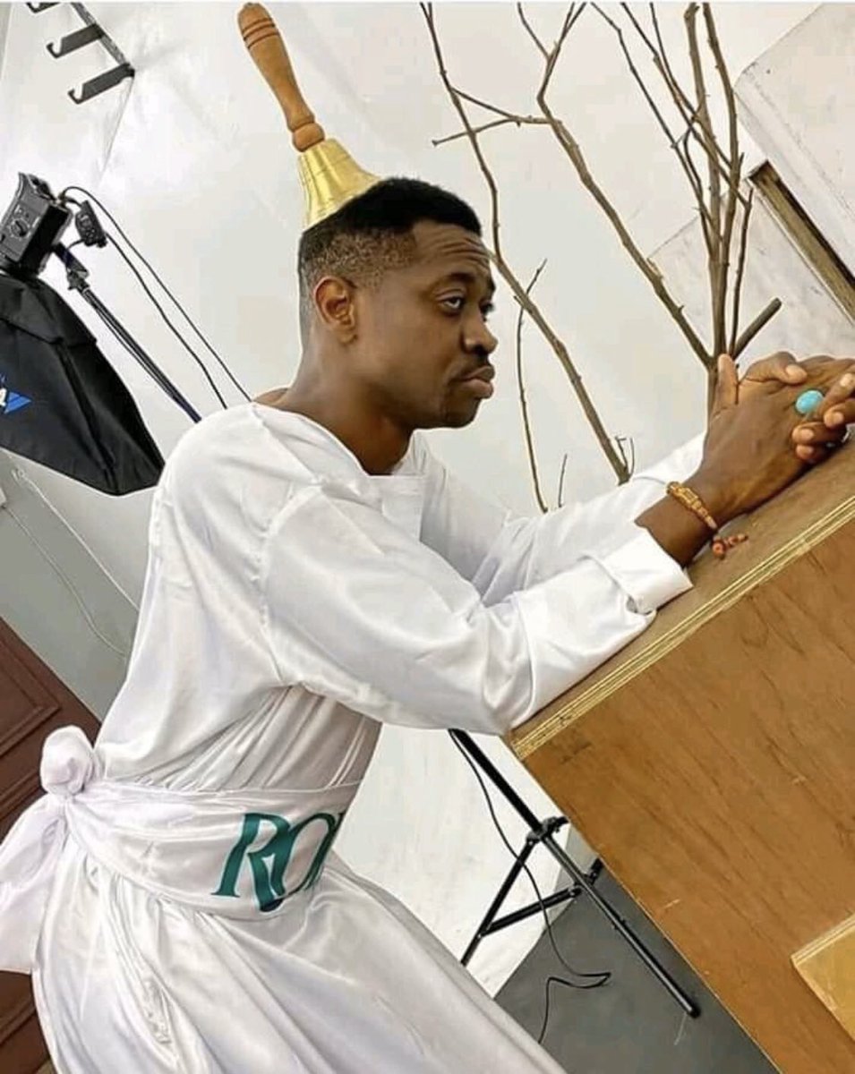 o_la_wealth's tweet photo. I for drip pass this, but sapa no gree 💔💔🥺🥺🥺 https://t.co/zyWDvrdHXS