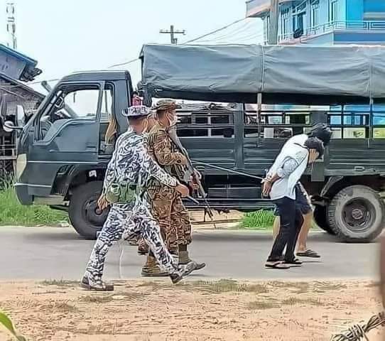 jacihol's tweet photo. Today in Bago, brutal Myanmar Military kill at least 60 people by using deadly weapons. @RapporteurUn @UNHumanRights @ChannelNewsAsia https://t.co/n8D4qLfSNw