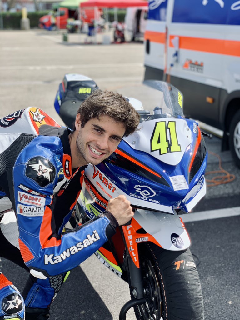 marcgarcia41's tweet photo. Muy contento con las sensaciones en el circuito de @misanoworldcircuit ✊🏼
#kawasaki #ls2helmets #xlmoto #xlmotoreps #galferbrakes #danrow #exit #salsesfruitssp #motorbikes #riders #motorcycle https://t.co/giM6CEEWyv